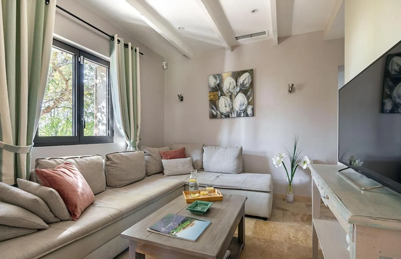 Les Oliviers Villa Gordes